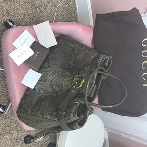 Gucci purse